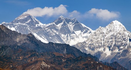 Obraz premium View of Mount Everest from Pikey peak - Nepal