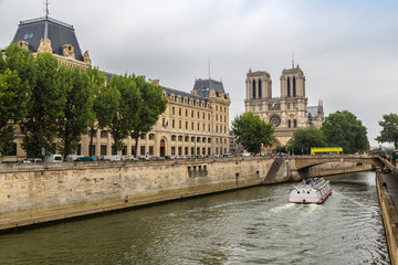 Seine and Notre Dame de Paris
