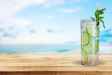 Ice, water, tea.