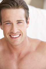 Obraz premium Portrait Of Smiling Young Man