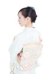 和服を着た女性