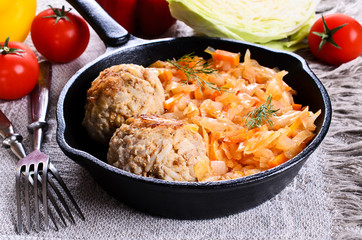 Meatballs with braised cabbage