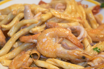 macaroni shrimps and saffron