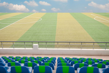 Obraz premium soccer field in the heaven from spectator view
