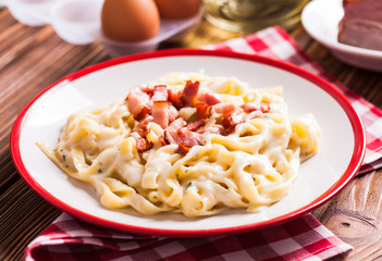Pasta tagliatelle carbonara