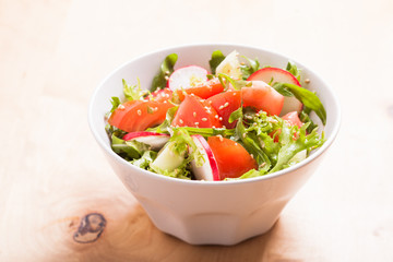 Salad with sesame seeds