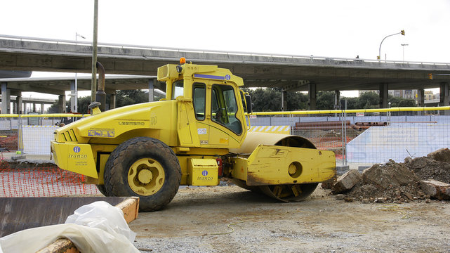 Apisonadora en las obras de Les Glories de Barcelona