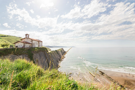 ermita de san telmo al borde del acantilado