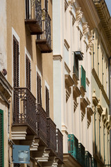 Hausfassaden in Italien