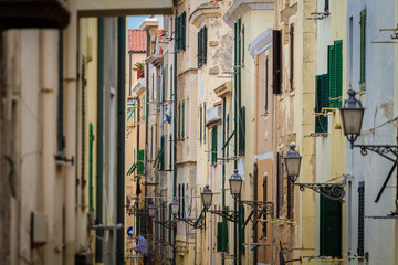 Fototapeta na wymiar Hausfassaden in Italien