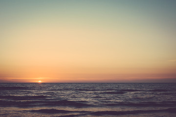 Fototapeta na wymiar sunset beach