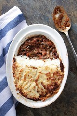 traditional cottage piein dish