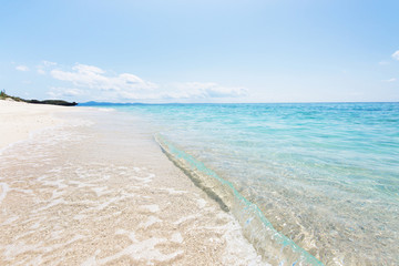 沖縄のビーチ・瀬底ビーチ