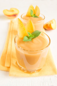 Peach smoothie dessert