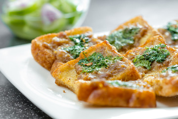 bread with minced pork
