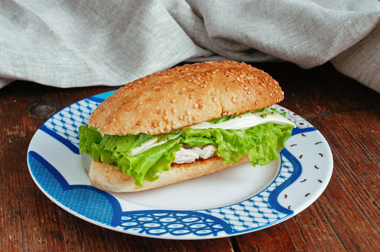 Health sandwich with pesto