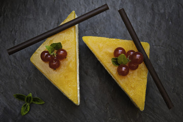 Orange blossom cheesecake with apricots and mango sauce