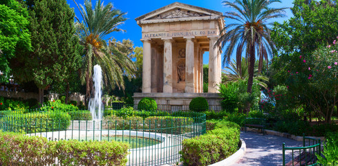 Fototapeta na wymiar The Lower Barakka Gardens is a garden in Valletta