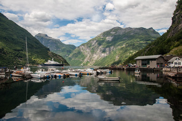 Fototapeta na wymiar Beautiful Lake in Norway