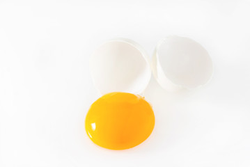 Broken white eggs