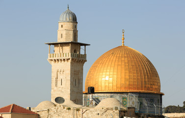 The mousque of Al-aqsa and minaret in Jerusalem