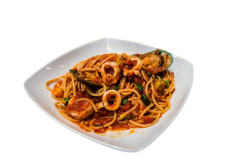 Spaghetti with seafood in red sauce