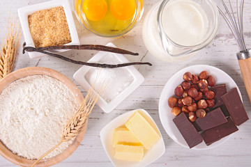 chocolate cake ingredient