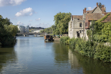 Fototapeta na wymiar River Medway at Maidstone, Kent