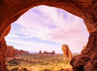 Sonnenaufgang unter Steinbogen © Schönbacher Gerhard