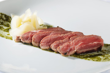 Roast beef with pesto sauce