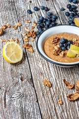 Home porridge with honey.