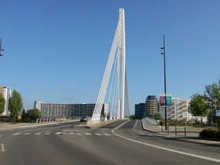Fototapeta premium Nantes - Le pont Eric Tabarly