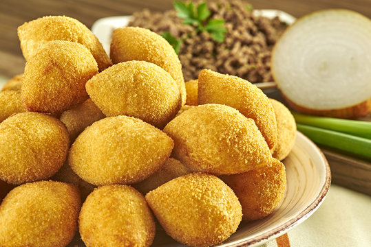 Bolinho Frito de carne temperada