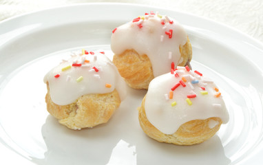 Cake profiteroles