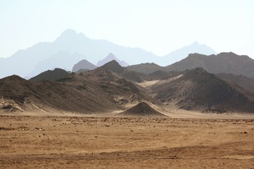 Fototapeta na wymiar Pustynny krajobraz