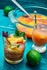 fresh tropical fruit juices