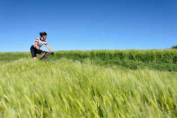 vtt en plein campagne