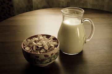 Молоко и хлопья