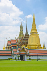 Fototapeta premium Emerald Buddha Temple, Bangkok, Thailand