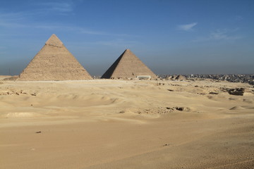 Die Pyramiden und Sphinx von Gizeh in Ägypten 