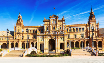 Fototapeta na wymiar central building and bridges at Plaza de Espana. Seville