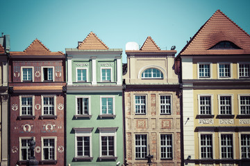 Fototapeta na wymiar Houses and Town Hall in Old Market Square, Poznan, Poland
