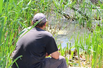 На рыбалке у озера © Roman TINIAKOV