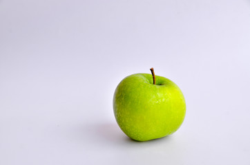 apple,green,isolated,white,backgorund,healthy,food,fresh,fruit