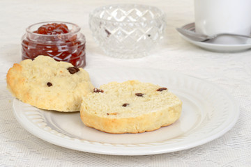 cut scone shallow DOF