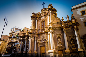 Fototapeta na wymiar Church in Palermo, Sicily
