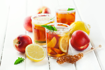 Sweet ice tea with lemon