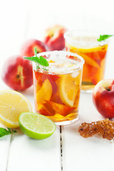 Sweet ice tea with lemon