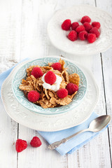 Healthy breakfast with fresh berries