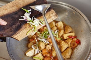 Adding scallion